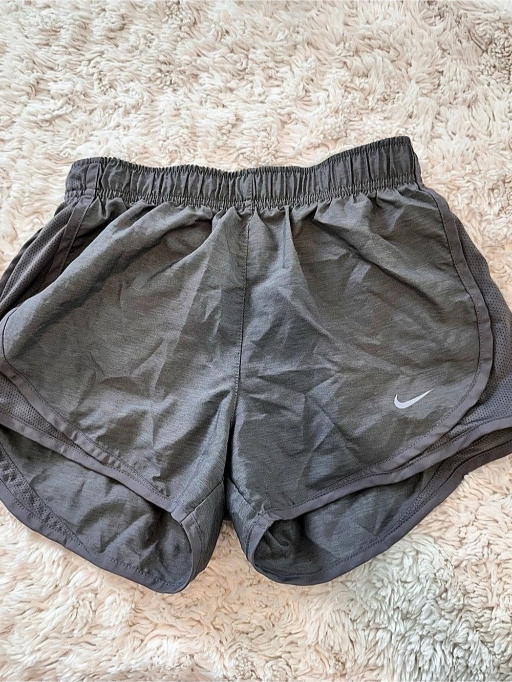Nike Women's Dri-FIT Tempo Running Shorts Gray Medium